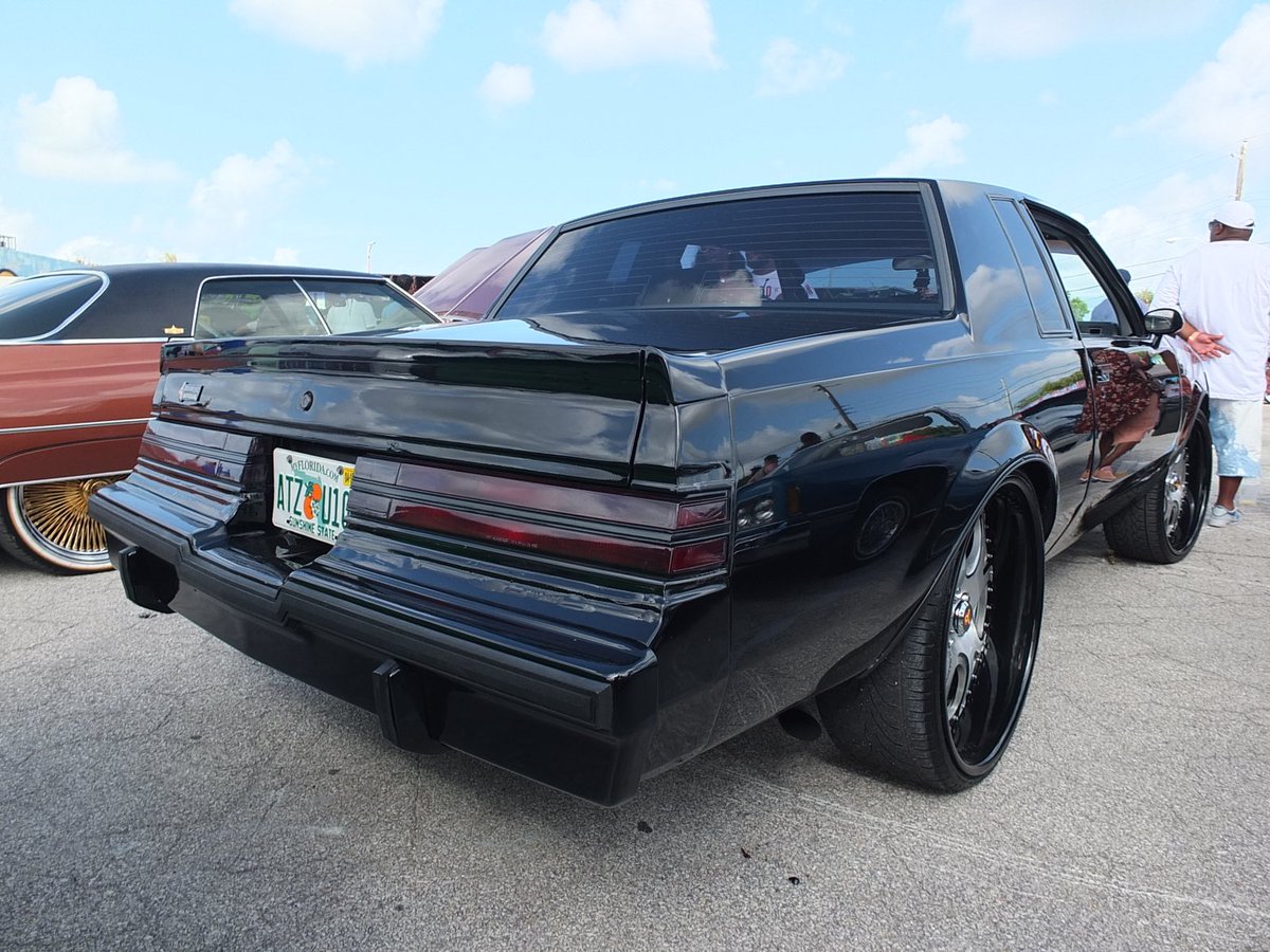 urbanautos's tweet photo. #donk #rims #donkrider #boxes #bubbles #chevy #impala #culture #lifestyle #miami #southbeach #whips #carshow #WeDontDunkWeDonk #DonkDay #UrbanAutos #Culture #AluminumPoster #UrbanAutos #@UrbanAutos

https://t.co/Kz9yiEchvy https://t.co/NNKm0iuz7a