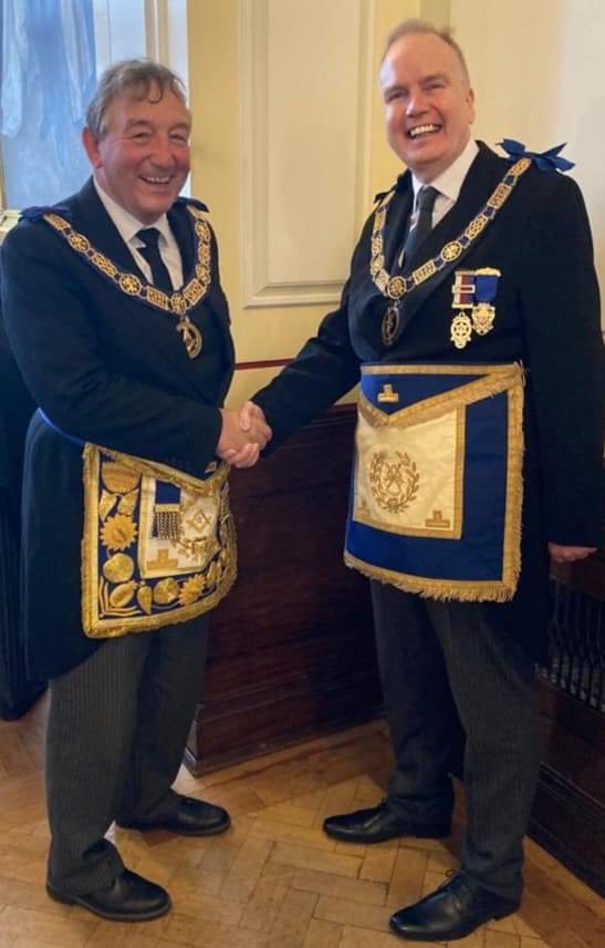 DerbysFreemason's tweet image. This year Neil Cross of Fons Vitae Lodge in #Derbyshire is an Acting Assistant Director of Ceremonies at the United Grand Lodge of England. 

Our Provincial Grand Master was with him today at the Quarterly Communication meeting in  London #Freemasons