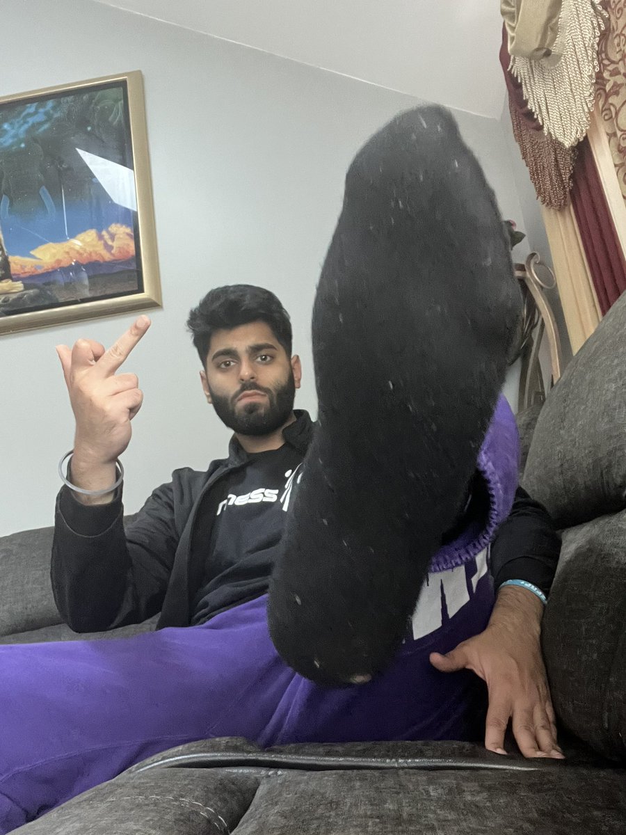 masterSam0's tweet photo. Foot is worth more than ur lil life 
Now bow and send  

#feetworship #alphamale #straightmaster #footslave #footfetish #payslave #cashfag #footfags #cashslaves #cashslaveswanted #popperpigs #humanatm #cashmaster #popperfag #poppersfag #findom https://t.co/rHFiDQ0yOY