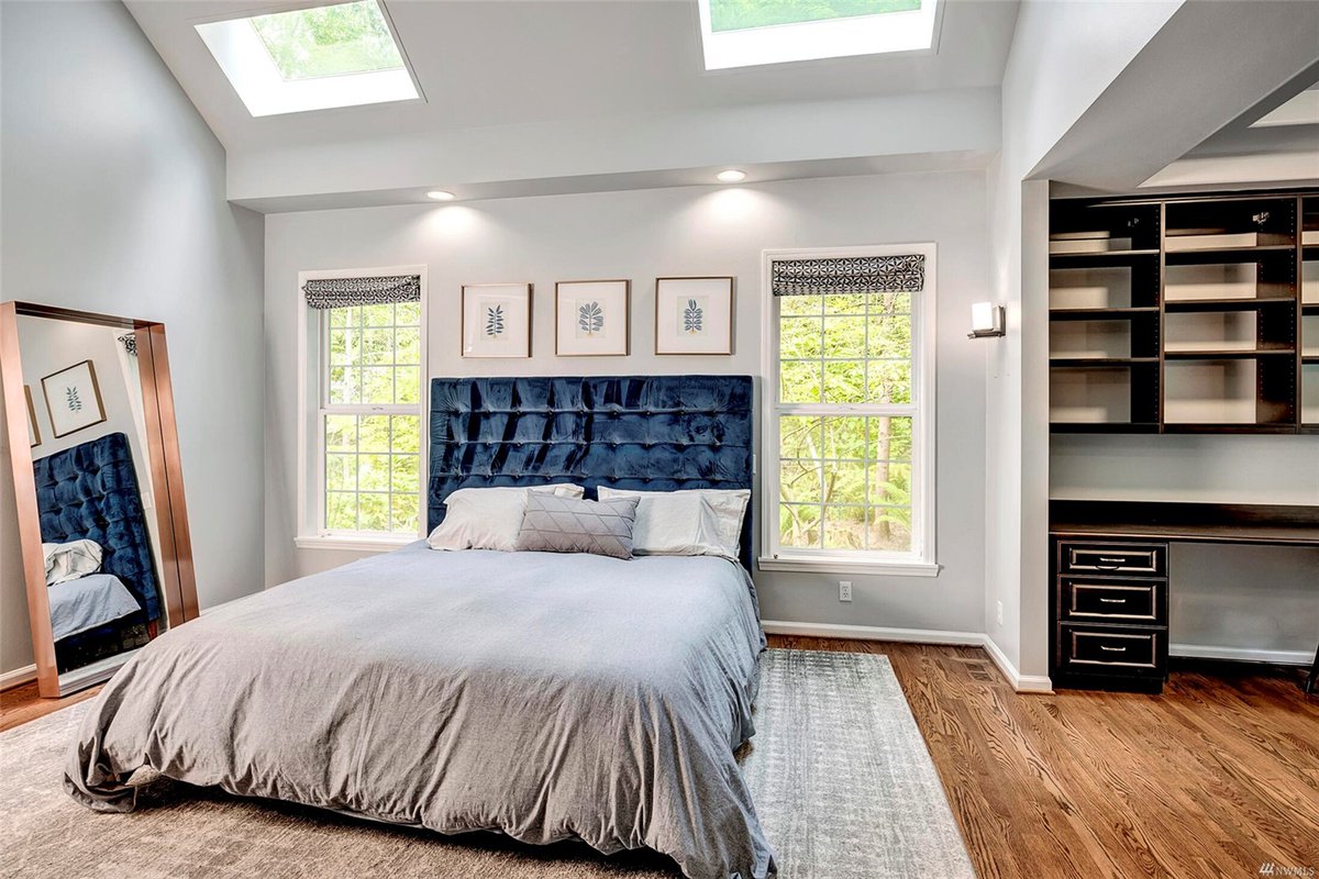 JLS_Seattle_NE's tweet photo. ✨NEW LISTING  ALERT✨

🏠 25652 SE 149th St, Issaquah, WA 98027
🏠 4 Beds| 3.25 Bath | 2,940 SqFt | 35,100 Lot Size SqFt
🏠 Offered at $1,424,900

Learn more about the property at https://t.co/PEswD4rwwR

Represented by Andy Sather (206) 234-4897 https://t.co/RK5R5UUO3V