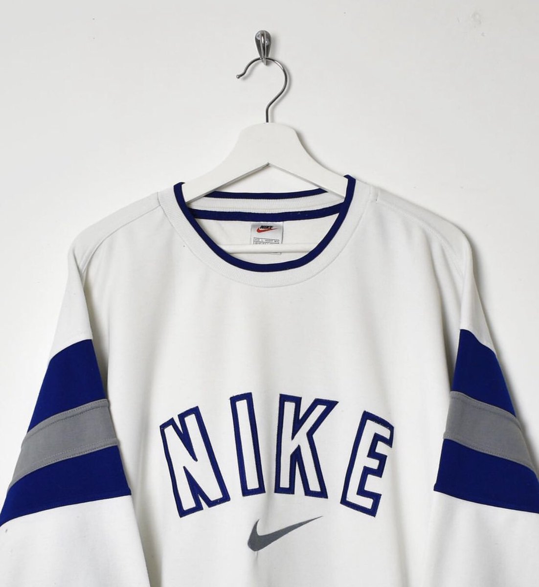 bestoffshoes's tweet photo. Nike Vintage https://t.co/n5o3tDjoK1