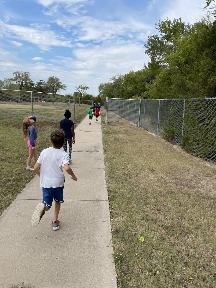 clarksfourthgrd's tweet photo. My heart is so full and happy! So glad my little runners and I are back l together! #thunderbirds #runningclub #wineteerstrong @wineteerusd260 @DerbySchoolsKS https://t.co/ZfNF6FvGRt
