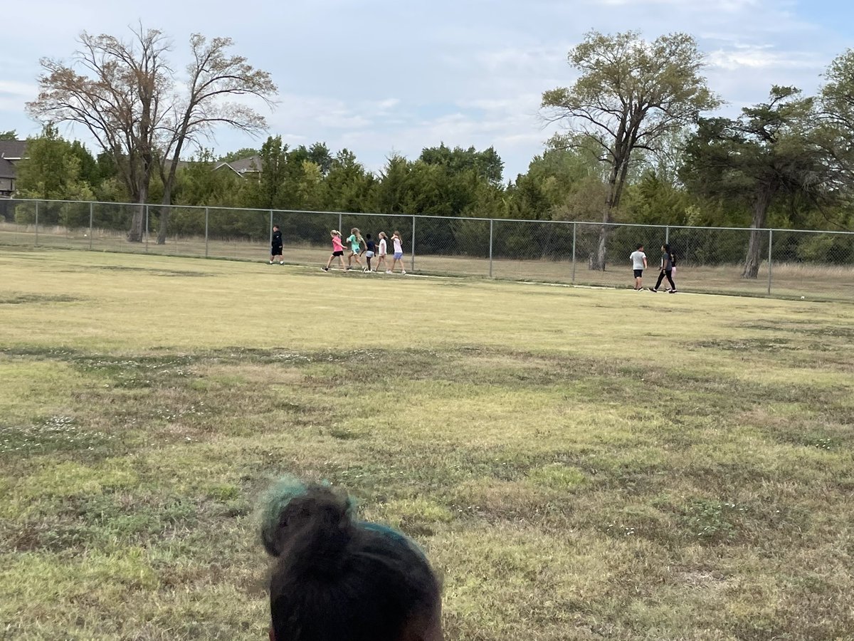 clarksfourthgrd's tweet photo. My heart is so full and happy! So glad my little runners and I are back l together! #thunderbirds #runningclub #wineteerstrong @wineteerusd260 @DerbySchoolsKS https://t.co/ZfNF6FvGRt
