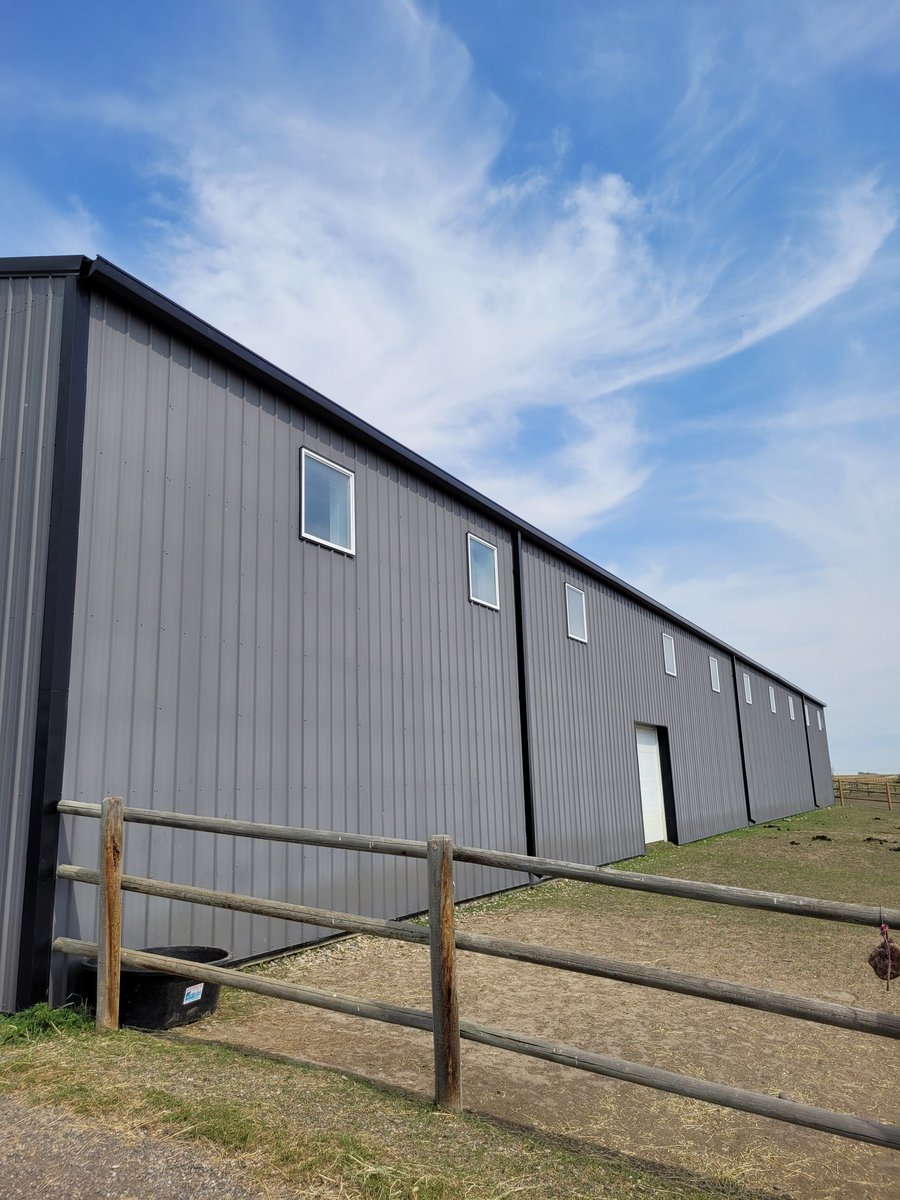 gutterguyz's tweet image. 7"continuous box gutter 
All on these ag related buildings
Some new some retrofitted
#agriculture 
#foragestorage