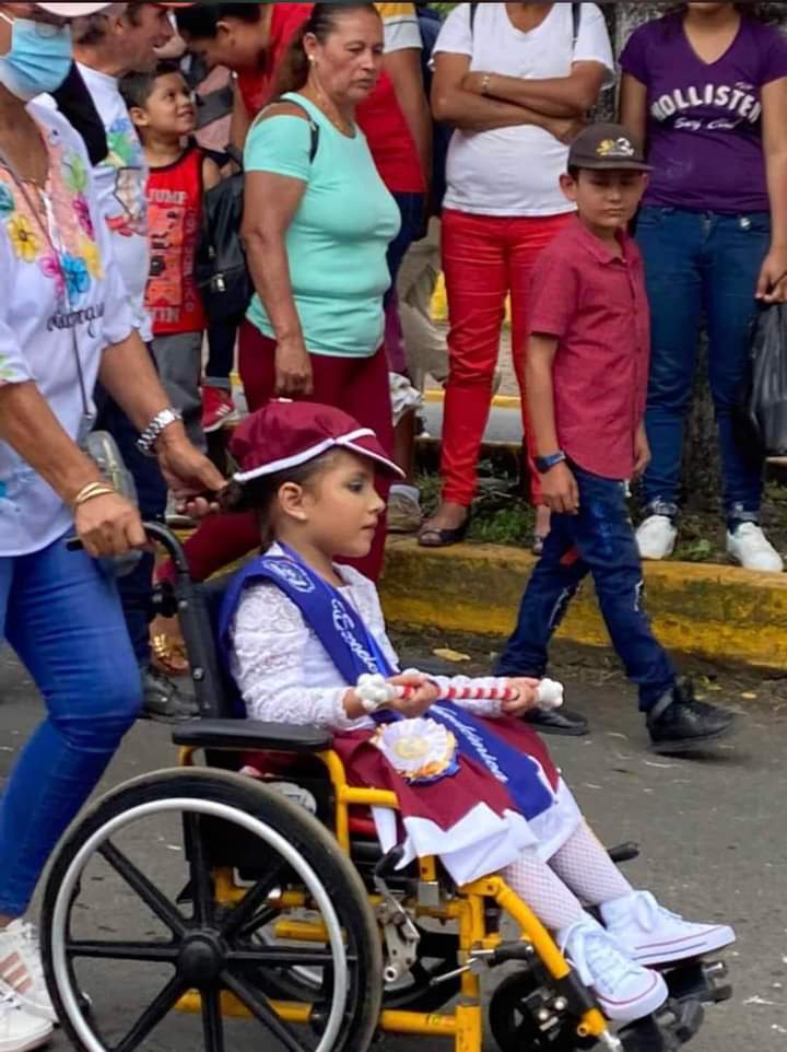 Ocampo4Flavela's tweet photo. ❗#NICARAGUA ||🤩𝙇𝘼 𝙋𝘼𝙇𝙄𝙇𝙇𝙊𝙉𝘼 𝙈𝘼𝙎 𝙇𝙄𝙉𝘿𝘼 𝘿𝙀 𝙈𝙄 𝙋𝘼𝙄𝙎!! ❤🖤🇳🇮
Gracias a Dios los nicaragüenses orgullosos tenemos mucho que celebrar porque #HayPatriaHayPaz , esta hermosa Foto nos muestras que nuestra educación es Inclusiva avanza a pasos de Gigantes. https://t.co/KpKLXuug12