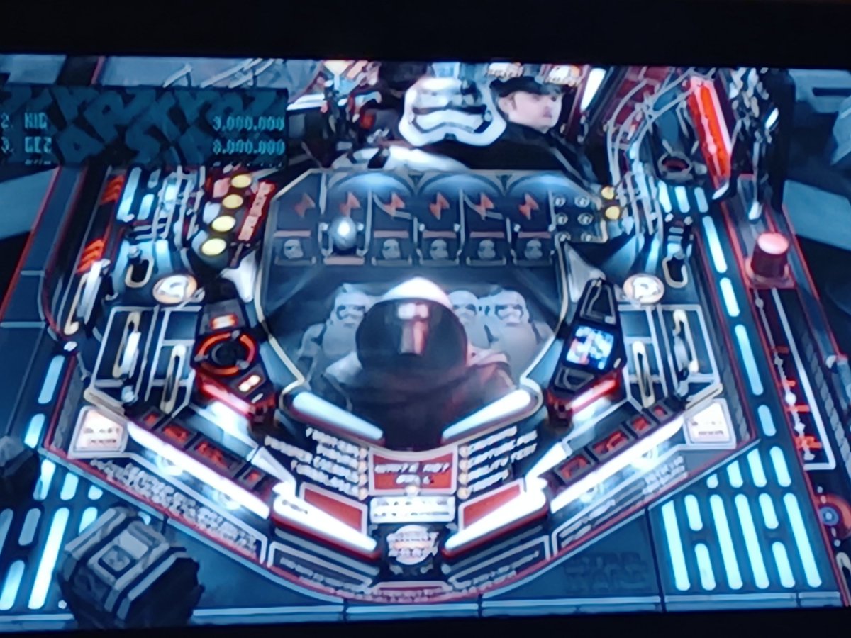 SmilerB9's tweet photo. Playing #PinballFX2 on the #Xbox360. #ZenStudios #Marvel #StarWars #Brethesda #Aliens #Arsenal #FOX #Portal #MsSpolosionMan #StreetFighter2 
#Microsoft #Pinball #retrogames #retrogamer #retrocollection https://t.co/hxHmDMy0ac
