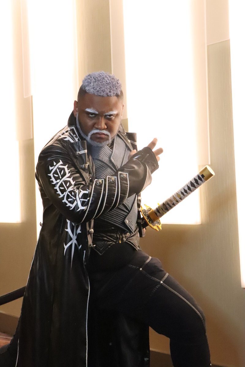 DemonKingDon's tweet photo. Got new Vergil pics back too! Damn these look good! Wait til you guys see Vergil 2.0 though
#blasiandemon #devilmaycry #cosplay #devilmaycrycosplay #capcom #capcomcreators #21yearsofSSStylish #dragoncon #dragoncon2022 https://t.co/L05KtaNnFP