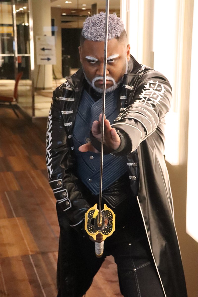 DemonKingDon's tweet photo. Got new Vergil pics back too! Damn these look good! Wait til you guys see Vergil 2.0 though
#blasiandemon #devilmaycry #cosplay #devilmaycrycosplay #capcom #capcomcreators #21yearsofSSStylish #dragoncon #dragoncon2022 https://t.co/L05KtaNnFP