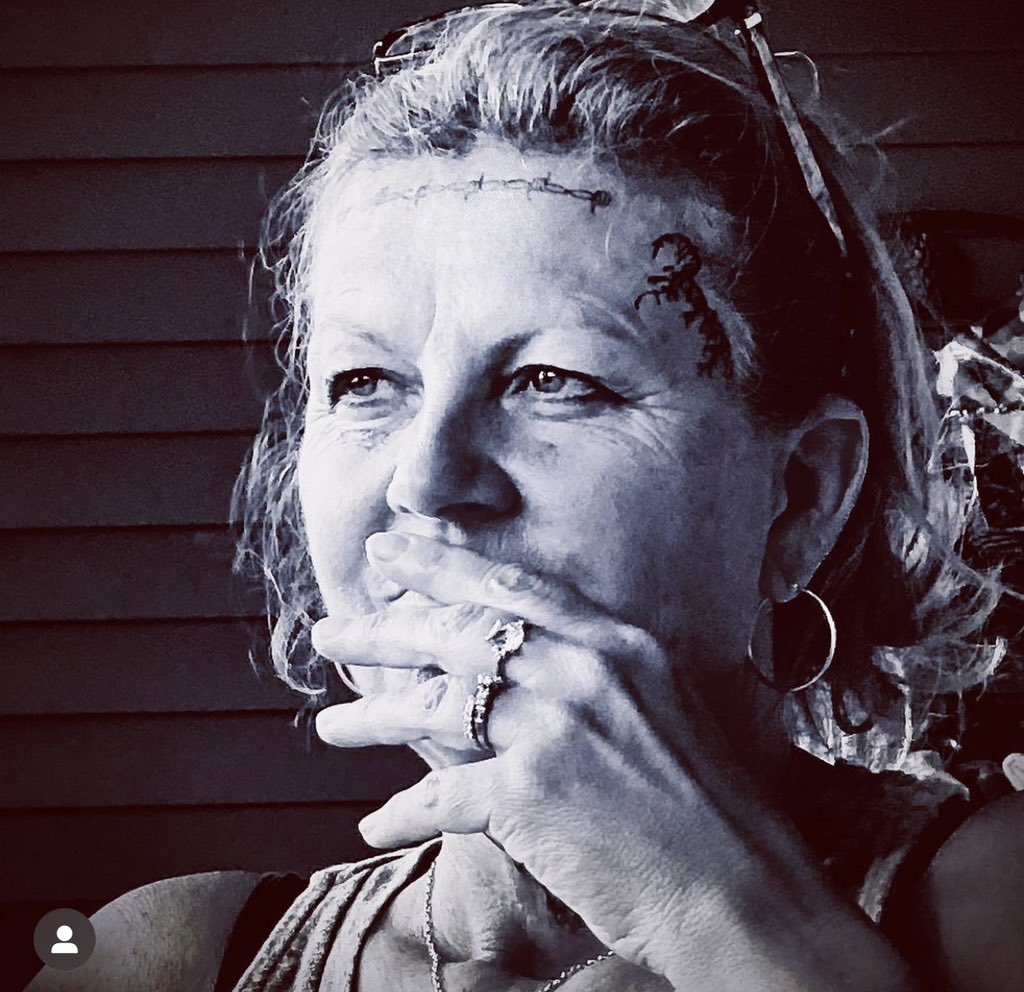 MikeJonzeJr's tweet photo. Pregaming for the @PostMalone concert tonight. Making it a family event! Bringing my mom dad and two cousins. If you're in the mood to tattoo someone tonight, l'm your guy! https://t.co/UZcCYjUsqN