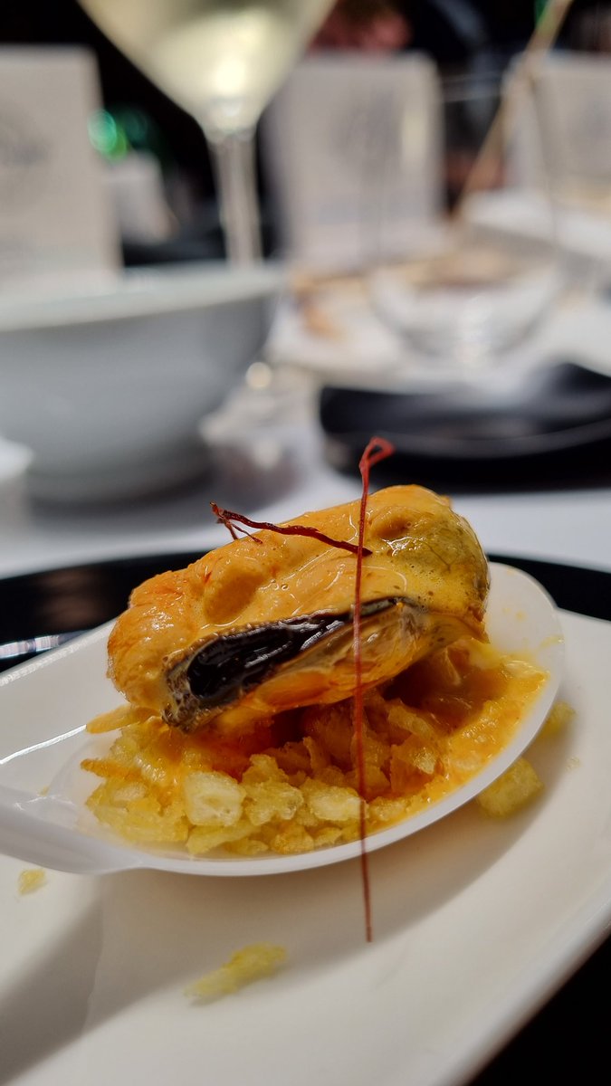 Mejillones con mayonesa de cúrcuma 
<a href="/_LaBrujula_/">Conservas La Brújula</a>
<a href="/delgadoselecc/">Delgado Selección</a>
#conservaslabrujula
#conservasespañolas