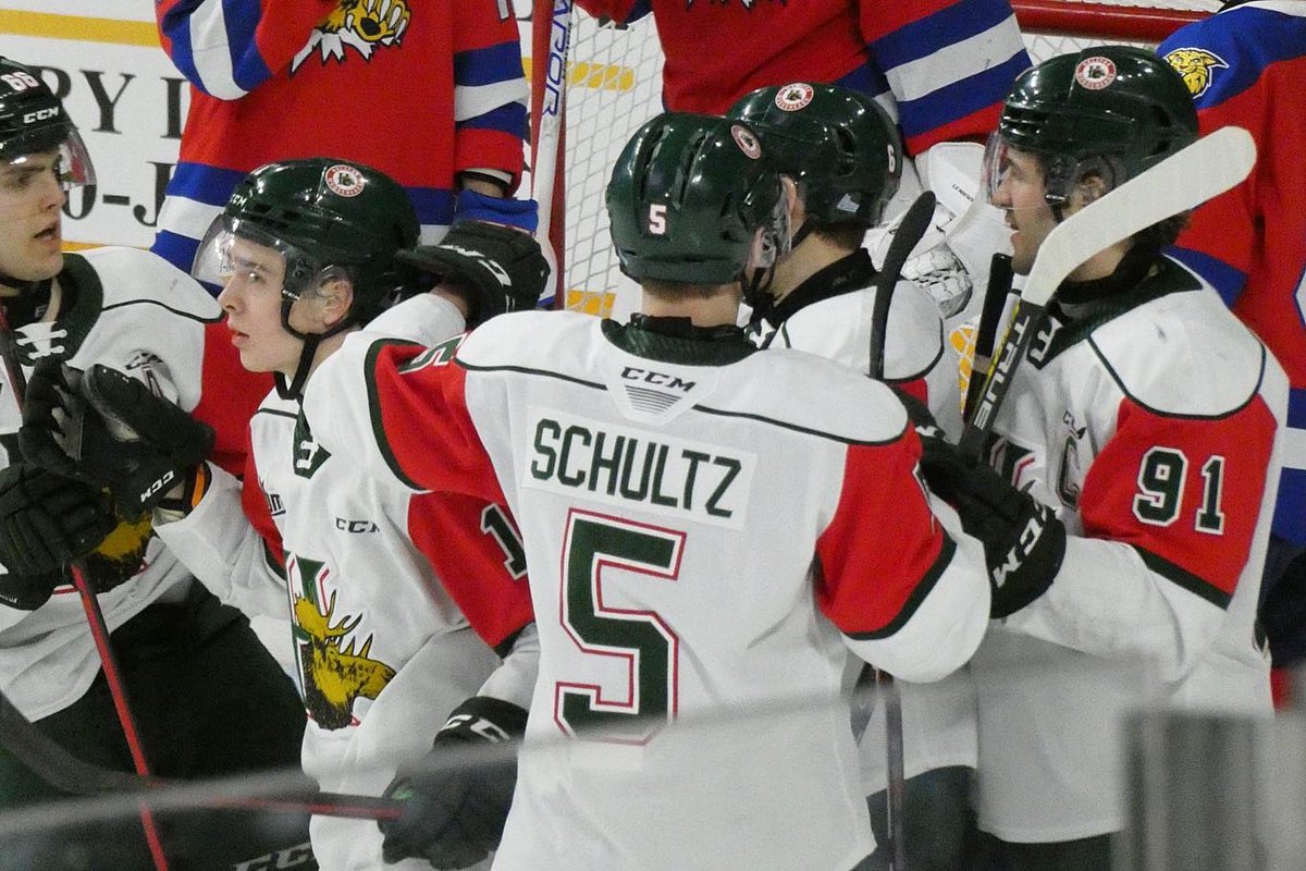 AMHPhotos2018's tweet photo. Game photos: Halifax Mooseheads vs. Moncton Wildcats Apr 4, 2022 #halifaxmooseheads #saintjohnseadogs #gomoosego #qmjhl #chl #scotiabankcentre #halifaxphotographer #ccmhockey #discoverhalifax #sportsphotography #panasoniclumix #amhphotos https://t.co/g8VVJcJS54