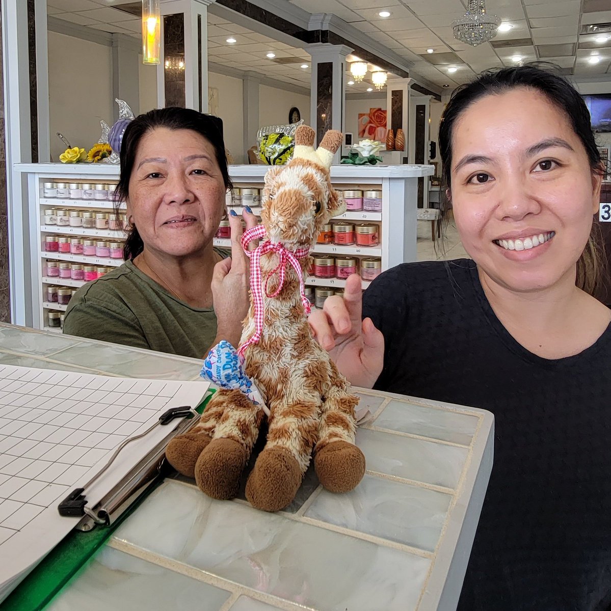 Coffee_W_Kevin's tweet photo. Thank you Ivy for sharing Joy on our journey! #pedicure #takecare #selfcare #feet #walkathon #walkaway #suicideprevention #suicideawarnessmonth #midlandtexas #OkHOPEteam #CoffeeWithKevin #KevinsArtProject @TcMacDesigns1 @1treawyn215 https://t.co/X8NXiiiptI