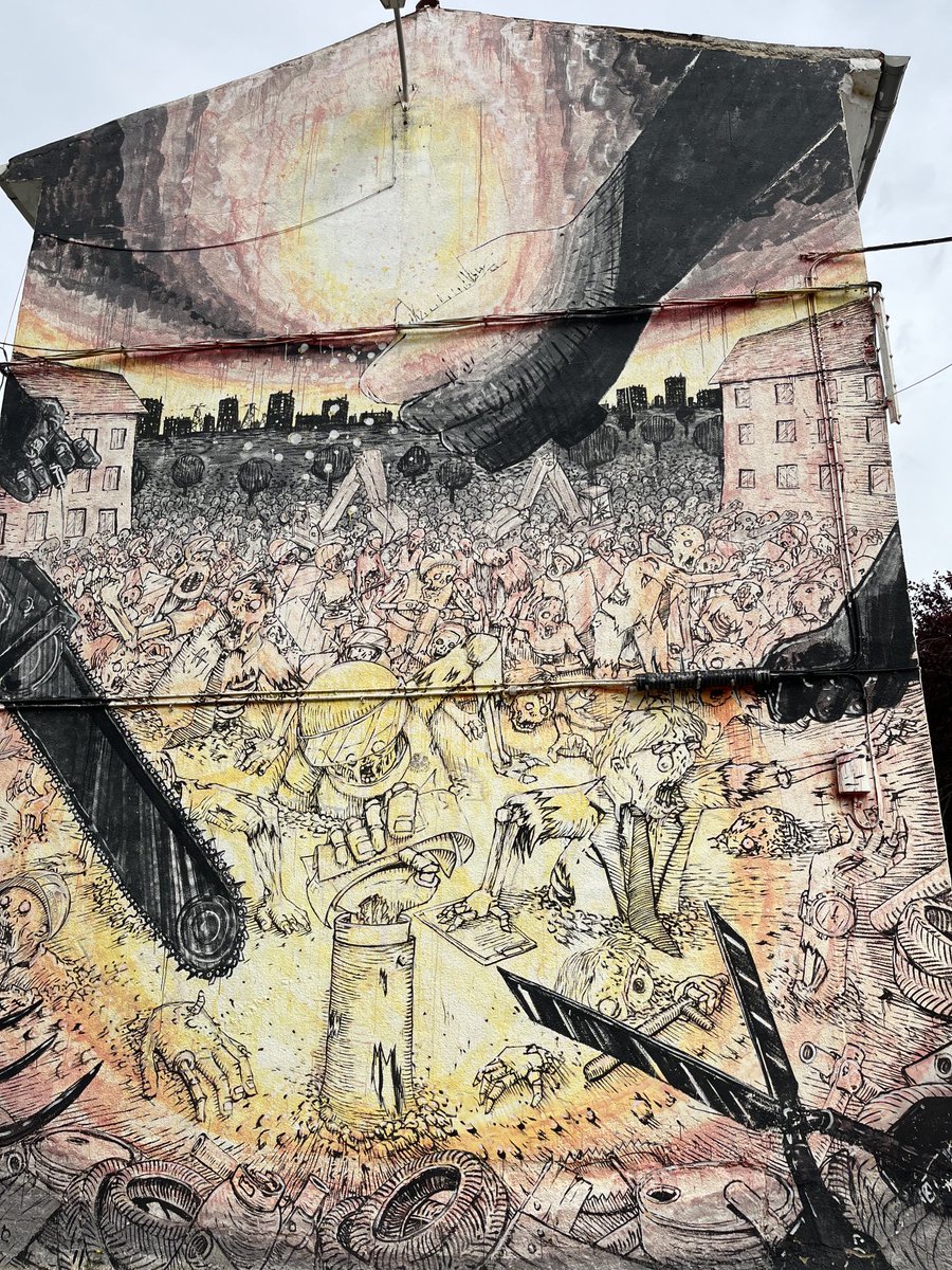 martinetxa's tweet photo. Murales de Errekaleor, Gasteiz https://t.co/kRTap7owYQ