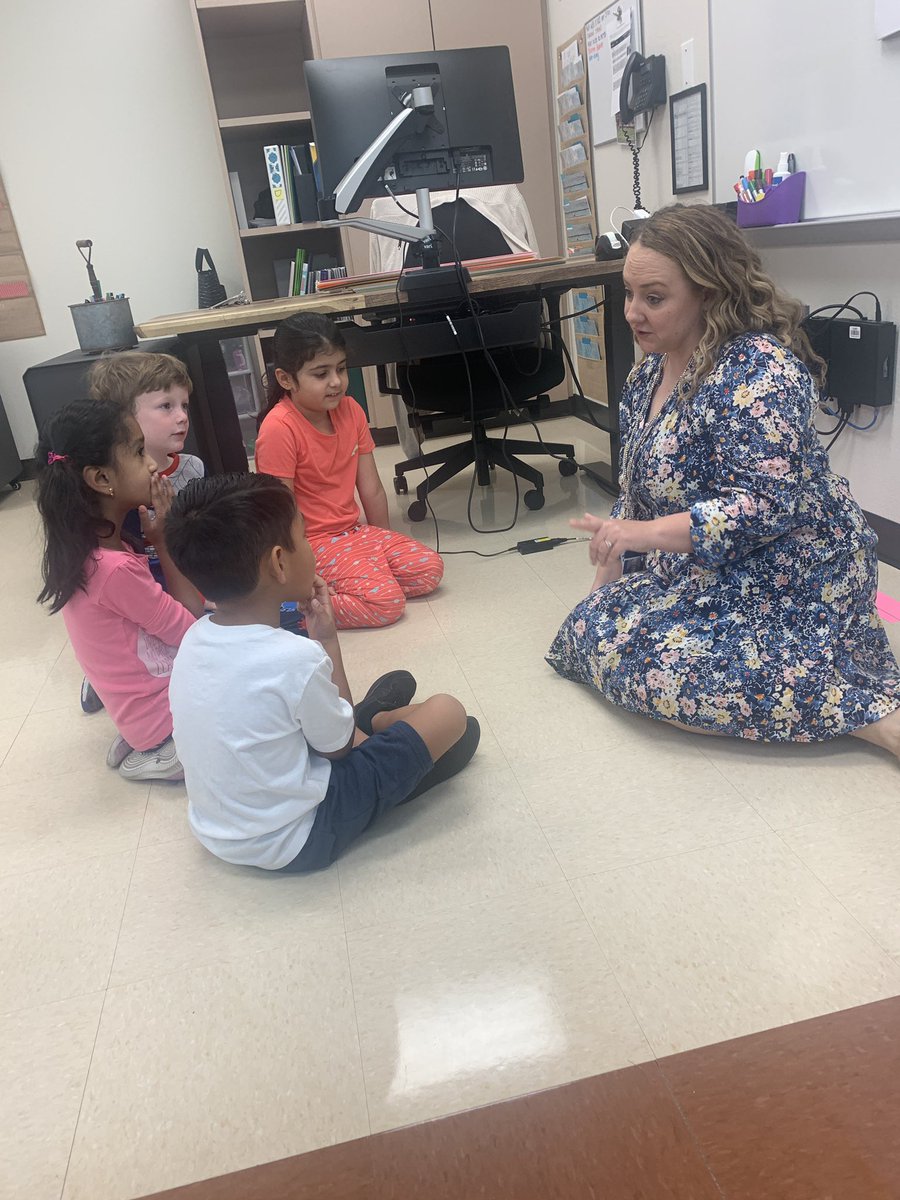 Jen Renfro tweet media