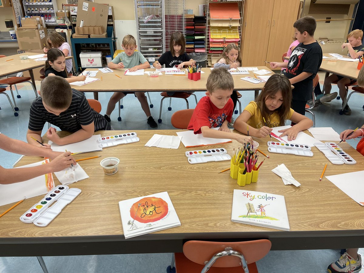 Christina tweet media