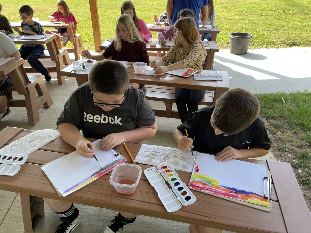 Christina tweet media