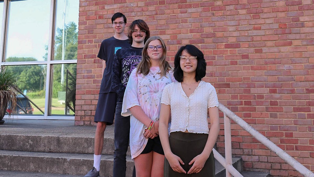 msmsbluewaves's tweet photo. We are proud to announce that fifteen of our students have been named Semifinalists in the 2023 National Merit Scholarship Program!

To learn more about this special honor, click here: https://t.co/Oas5noceyf https://t.co/OZSWNsej2e