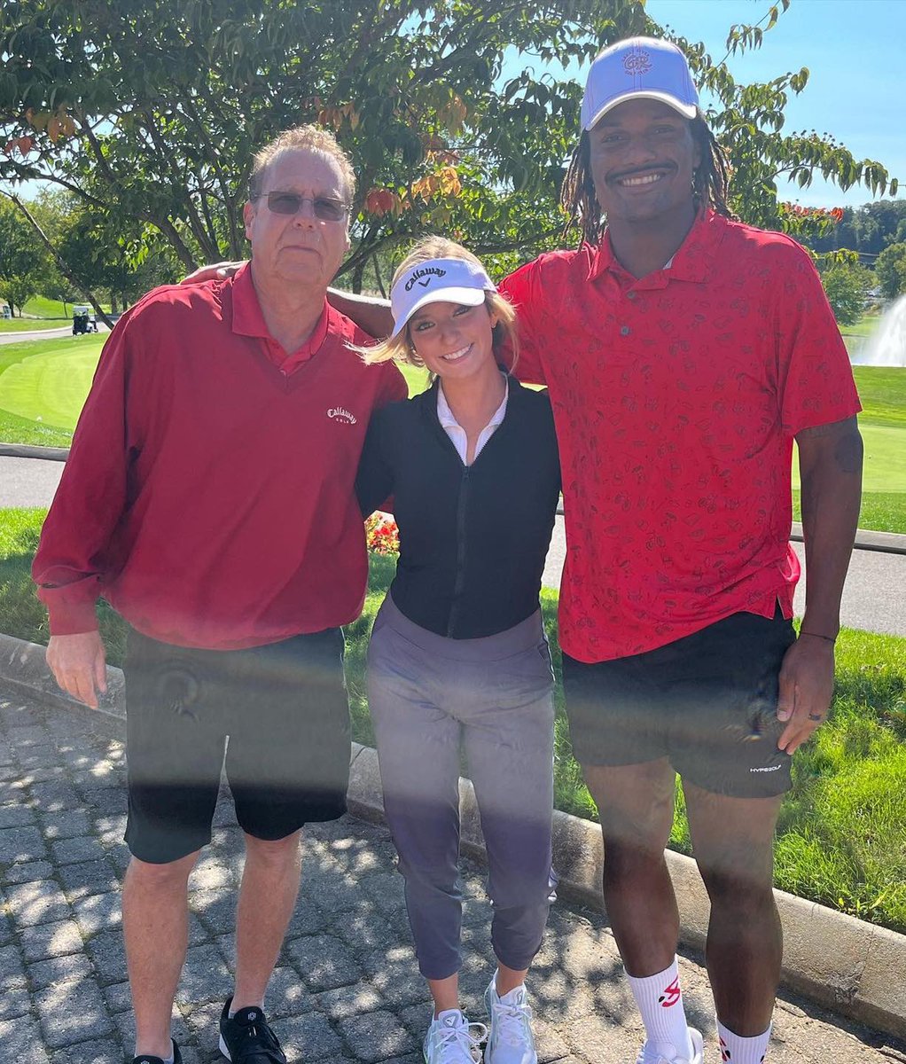 Spotted on the course today: NFL football player Adrian Colbert! Welcome to Great River, @AdrianColbert27 and enjoy your round!