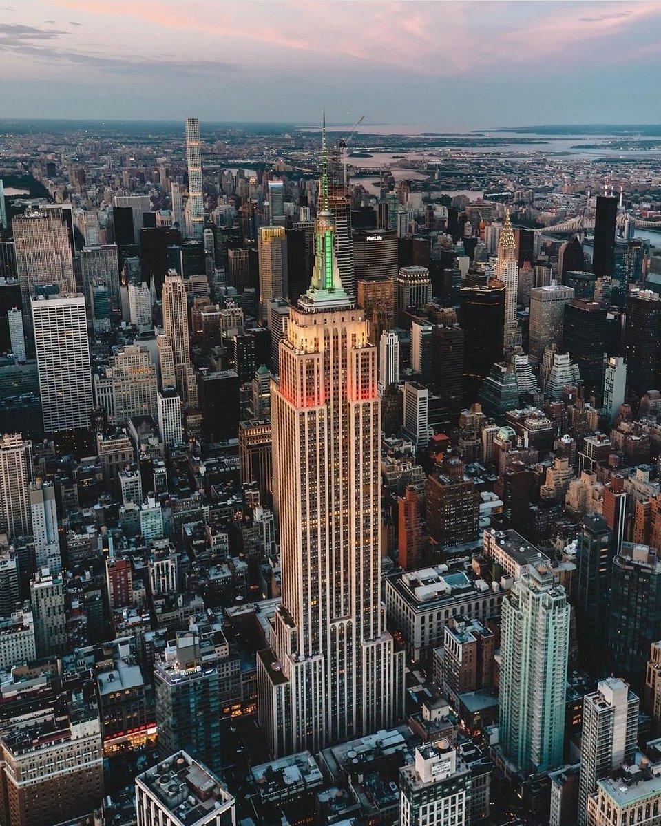 NYC Travel Tips tweet media