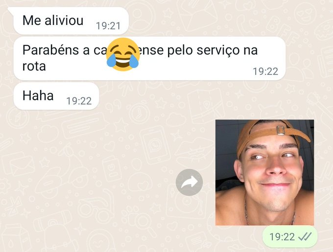 E esse servi&ccedil;o de bordo 😈 https://t.co/G3qtAJSbma