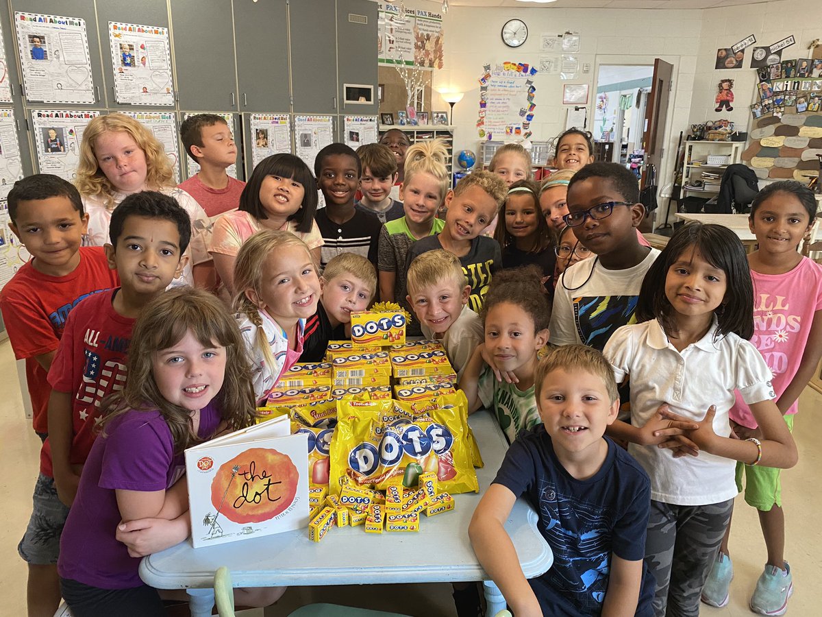 Sizemore2nd's tweet photo. International Dot Day… so much fun!!  Thank you to our families for all the donations!!  Our STEM towers were fantastic!!
#WeShineBright https://t.co/oawORoJqvl