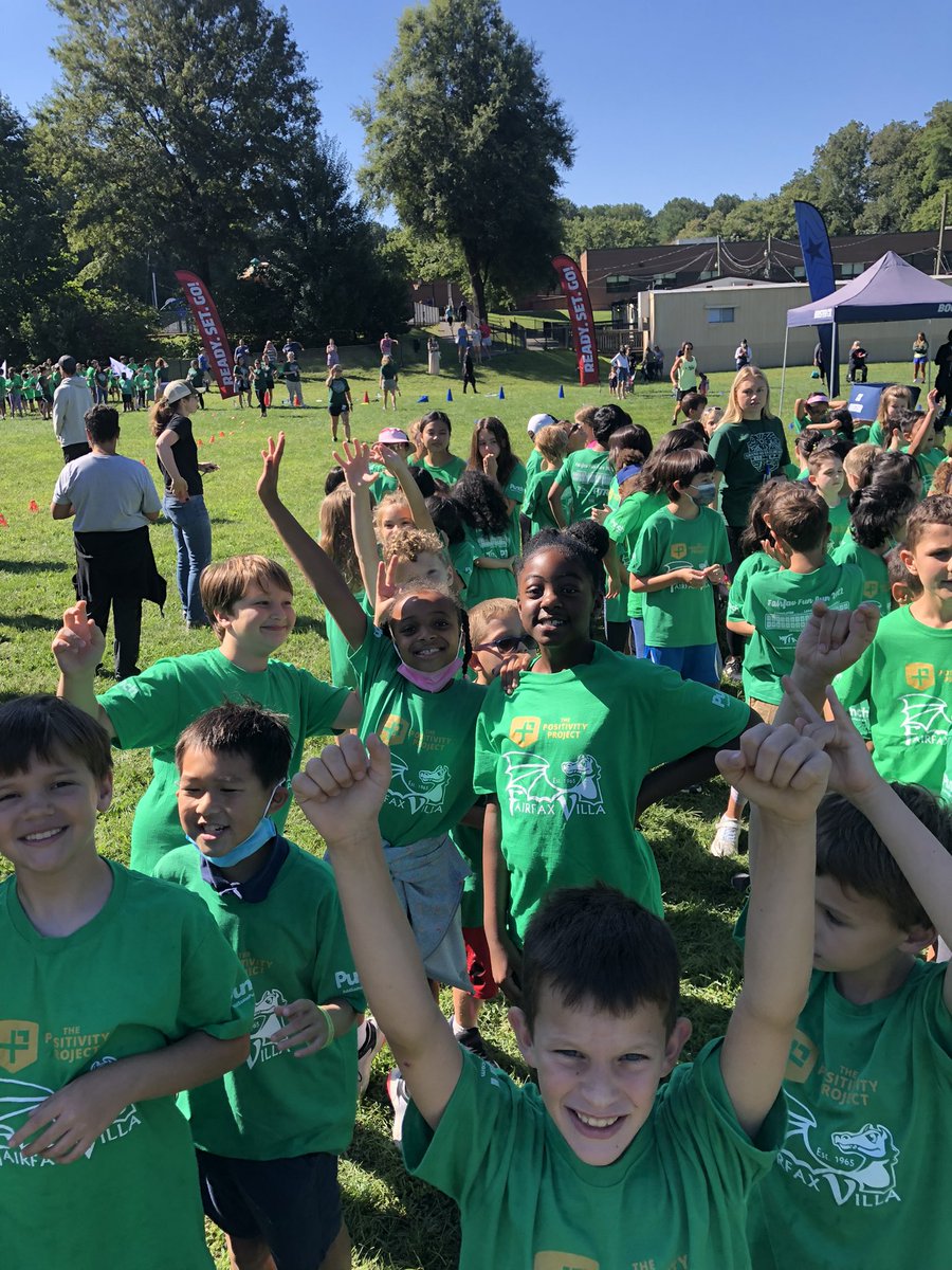 We had a great time at the Fun Run yesterday! A gorgeous day to raise money for the Villa ☀️ 🐉 💙 #smallschoolbigheart