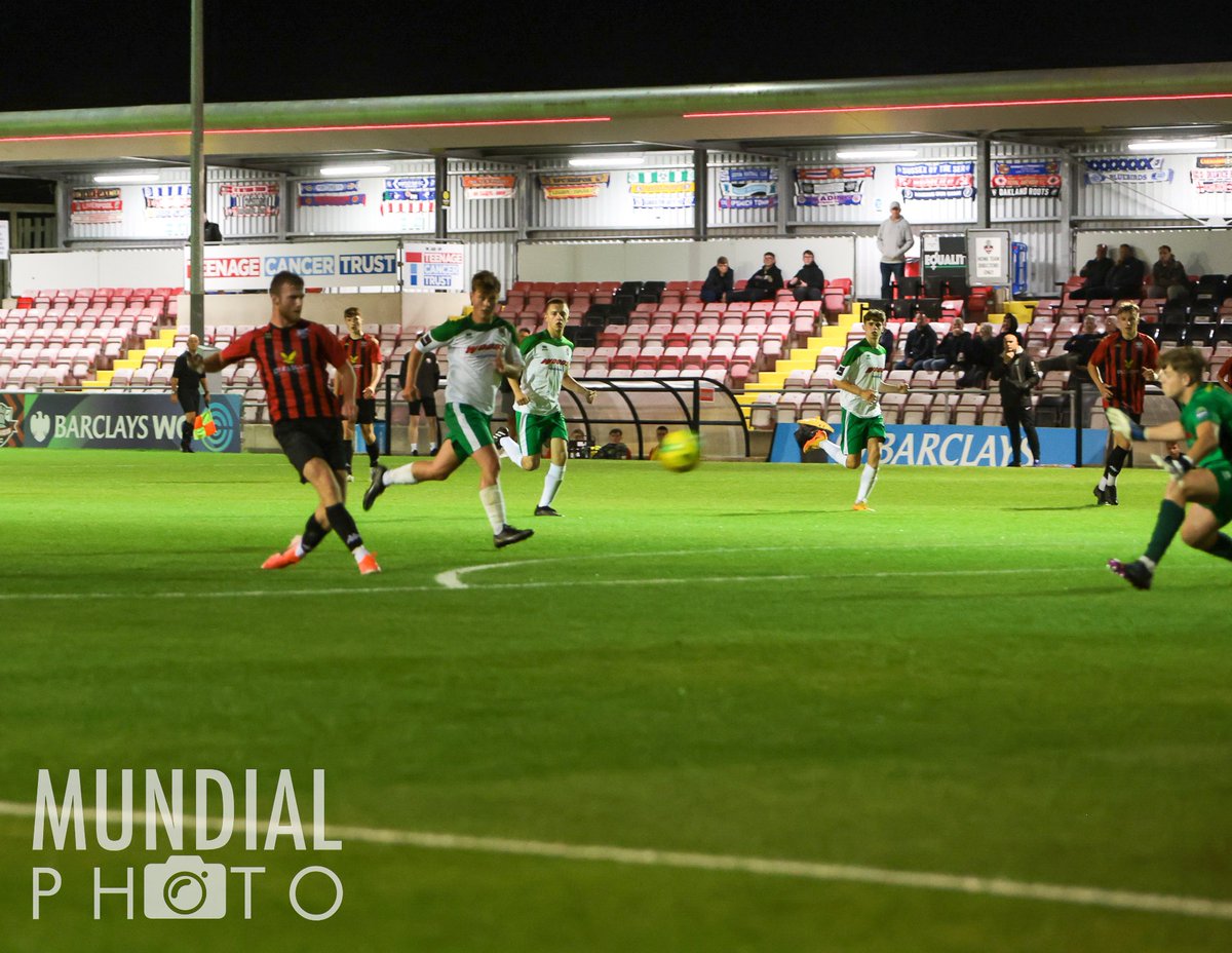 LewesFCU18s's tweet photo. A small selection of photos from tonight’s FA Youth Cup victory. Courtesy of the brilliant @Mundialphoto https://t.co/orBlBoxeVy