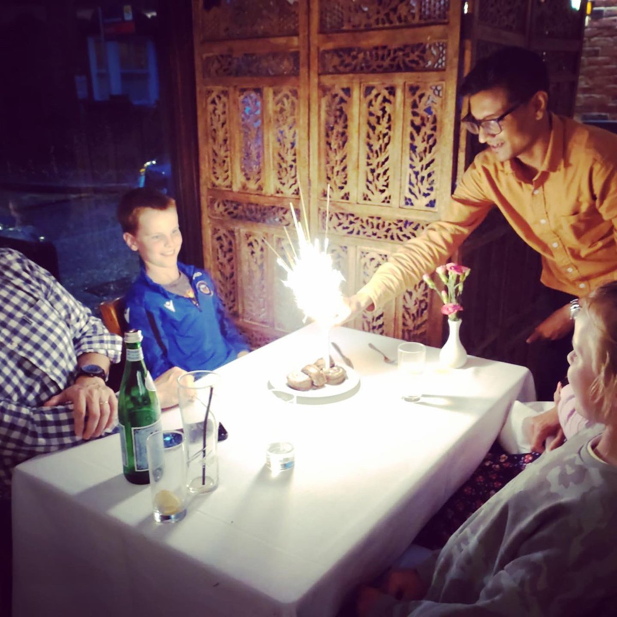 thefarncombe's tweet photo. #HappyBirthday to young Billy! Thank you for choosing #FarncombeTandoori for your memorable celebration! 🎉🎉
Best wishes from Mizan and the team
——————

To book your Birthday Party or make an enquiry, Call Mizan on 01483419388

#gu7 #farncombe #godalming #indianfood #birthday https://t.co/WB5QCjeUBw