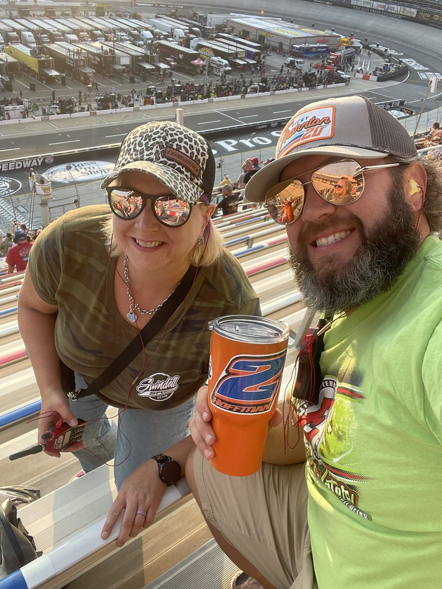 nmb193's tweet photo. Ready for some Thursday night racing @BMSupdates @RThornton20rt @LonghornChassis @Nick_Hoffman2 @SwindellSpdLab @EldoraSpeedway #hornsup #speedlabworldwide #ItsBristolBaby https://t.co/K1vtOgt1OS