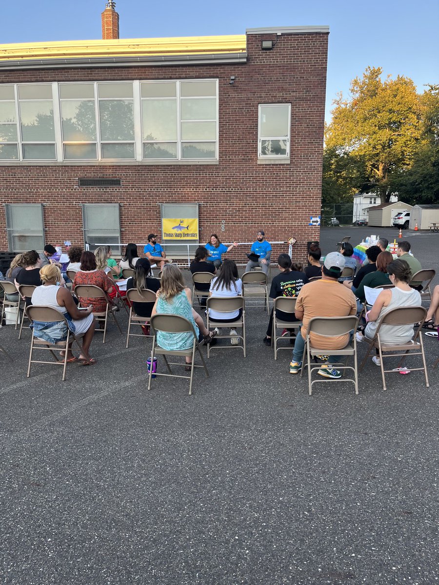 Sharksightings's tweet photo. Sharp’s PTA meeting…What a turn out! LOVE MY SHARP PARENTS! https://t.co/4XRJgST1eE