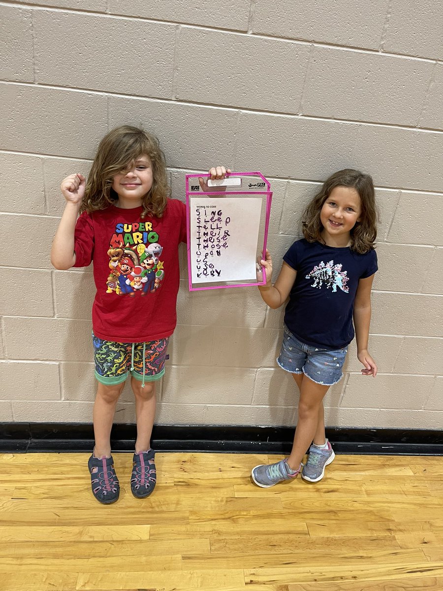 Letter recognition and letter sounds for K-1 and de-coding site words for 2-4! PE is all about learning! 💪 🧠
