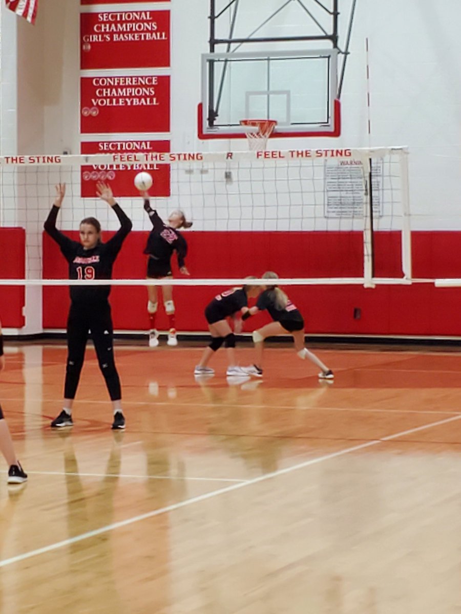 6th grade volleyball! <a href="/RHSHornetsAthl/">RossvilleAthletics</a>
<a href="/terrylthompson6/">Terry Thompson</a>