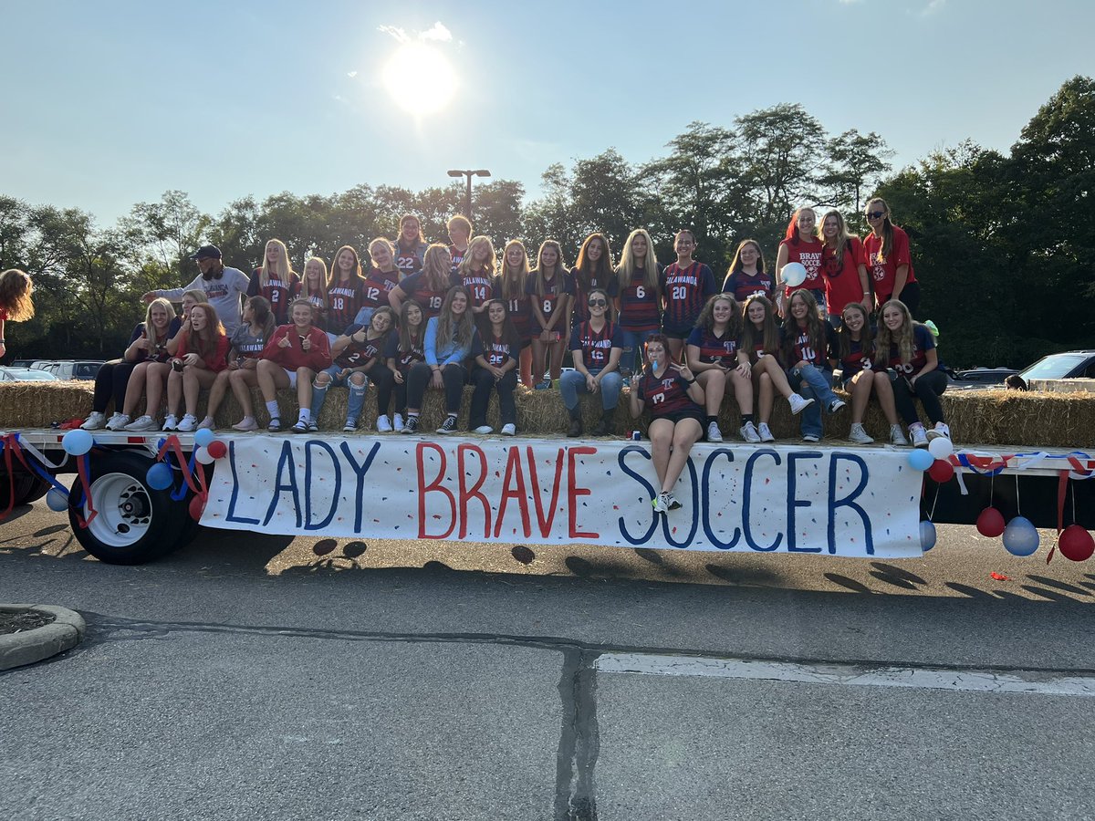 THSLadyBraveSoccer tweet media