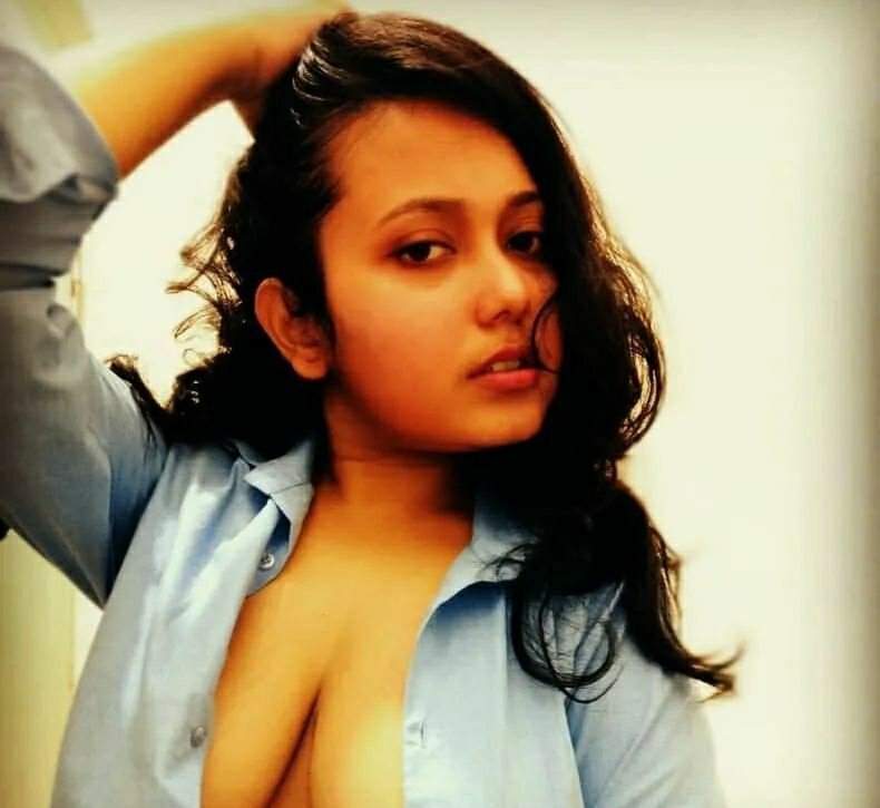 Dm me for liplock guy's