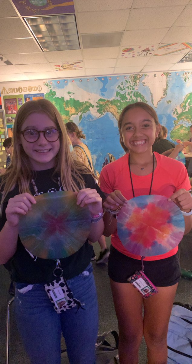 Make your MARK and see where it takes YOU! ⚪️ Celebrating International Dot Day… Tye-dye style! 💚 #growthmindset #creekwoodrocks #Cohort #ColtHour