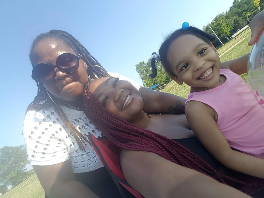 3 Generations... MY TWO 💛❤ BEATS FOR LIFE..GOD IS AMAZING 🥰😍🥰😍🙏🏿🙏🏿💯💯