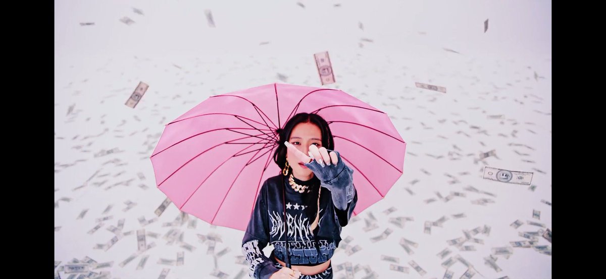 greenivylh13's tweet photo. THE QUEENS ARE BACK
BLACKPINK IN YOUR AREA
#SHUTDOWN #PinkVenomOutTODAY #BLACKPINK https://t.co/Dj60vcUP8A