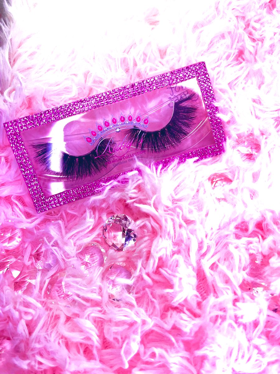 premium_ruby's tweet photo. Lash Styles:

🍬Venom
🍬First Class
🍬Carmen
🍬 Flirt

#mink3dlashes #fluffylashes #lashstrips #striplashes #itstheeyesforme #reusablelashstrips #rubyspremiumcollection #rpc #vixens #cosmetics #blackcosmetics #qualitylashes #makeup #explore #buyblack #dramalashes https://t.co/dLnEqxEkKf