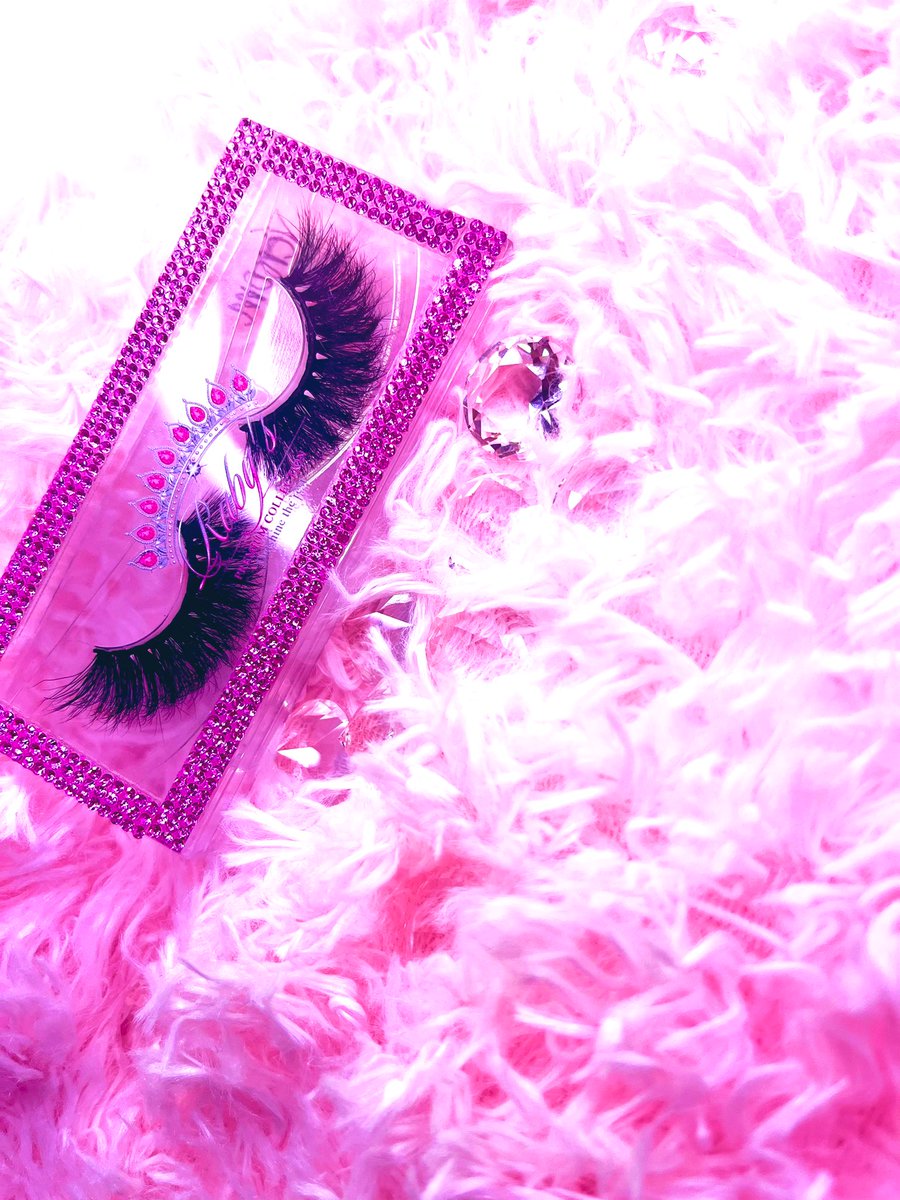 premium_ruby's tweet photo. Lash Styles:

🍬Venom
🍬First Class
🍬Carmen
🍬 Flirt

#mink3dlashes #fluffylashes #lashstrips #striplashes #itstheeyesforme #reusablelashstrips #rubyspremiumcollection #rpc #vixens #cosmetics #blackcosmetics #qualitylashes #makeup #explore #buyblack #dramalashes https://t.co/dLnEqxEkKf