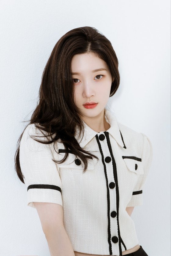 keitadj3's tweet photo. #DIA チェヨン、BHエンタと専属契約

BH側「チョン・チェヨンと一緒になって嬉しい。歌手と俳優としてより健康に良い姿でファンと会えるように積極的な支援を惜しまない」 https://t.co/tqJYtEBKvA