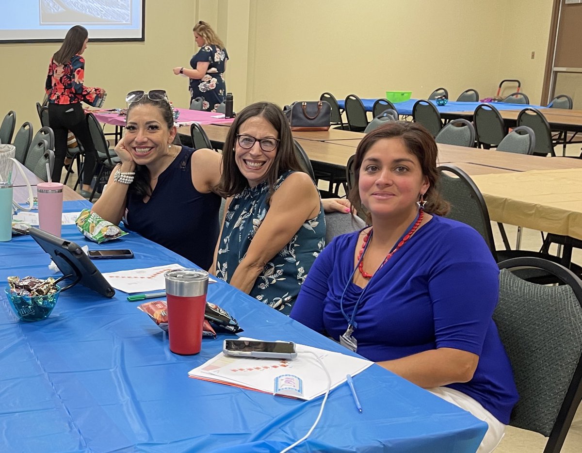 Ms_Goodday's tweet image. PROUD of our @NISD teachers for putting in the work after hours to become even better for our students! Special shout-out to these @NISDKnowlton maestras for having their #CorazonesIgKNIGHTED for our caballeros! #TRA #DualCohort @olvera_roxanne @Delia_Soto1