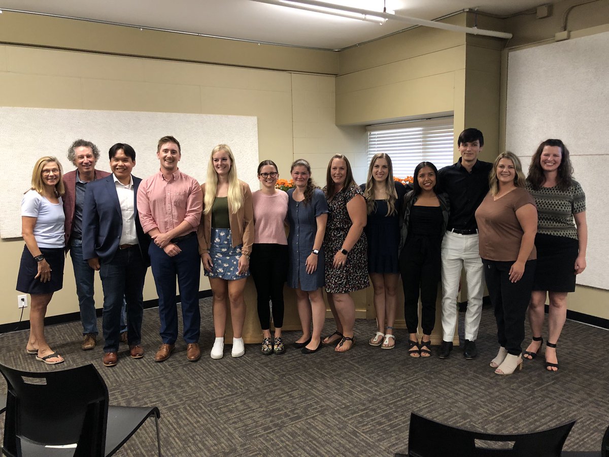 sd63careers's tweet photo. Congratulations to the graduates of the very first Saanich School District and Vancouver Island University Educational Assistant and Community Support program!
We are so proud of our Grads and so happy they are already working in our school system!!! @sd63schools @VIUniversity https://t.co/JElRqKbtOK