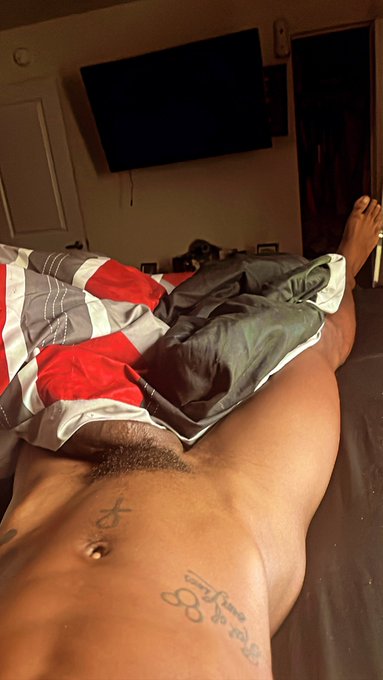 1 pic. Come get in my bed . 
https://t.co/edBv4FD1Sf https://t.co/GJqTE6o3rA
