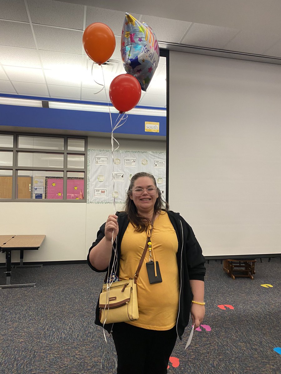 MrsKatiaRamon's tweet photo. And our LMVP goes to… 🥁🥁🥁
Thank you, Ms. Goodman, for going above and beyond. Your passions and leadership is noticeable. https://t.co/MjnjZwfUFu