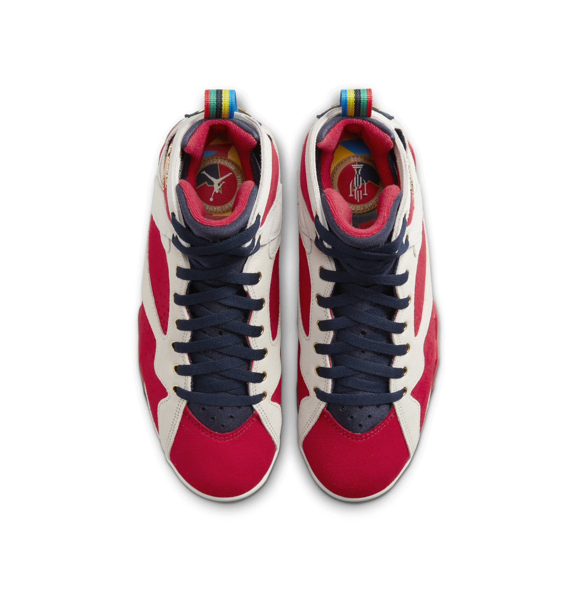 SNKR_TWITR tweet media