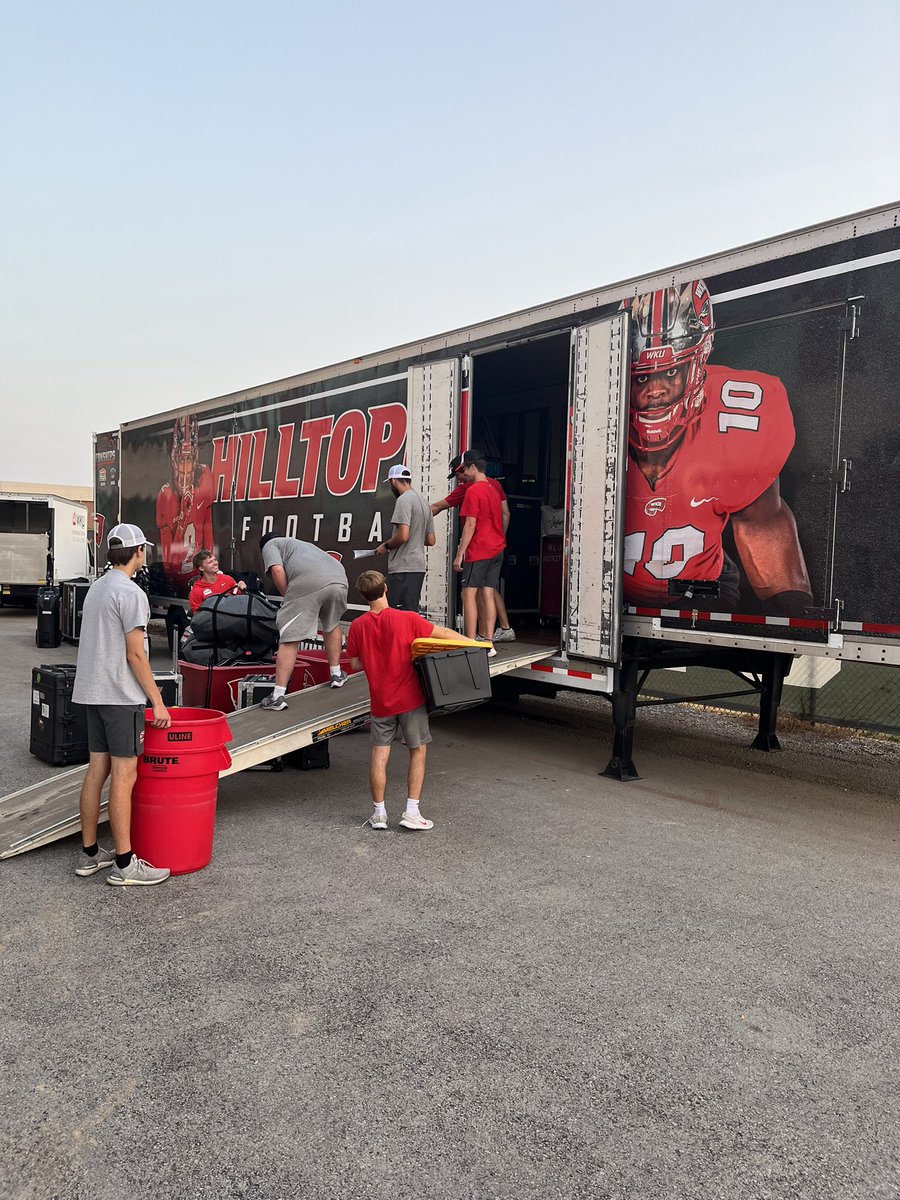 Uni__Critic's tweet photo. READY TO R🌀LL  // #gotops https://t.co/i1FGS9NXNy
