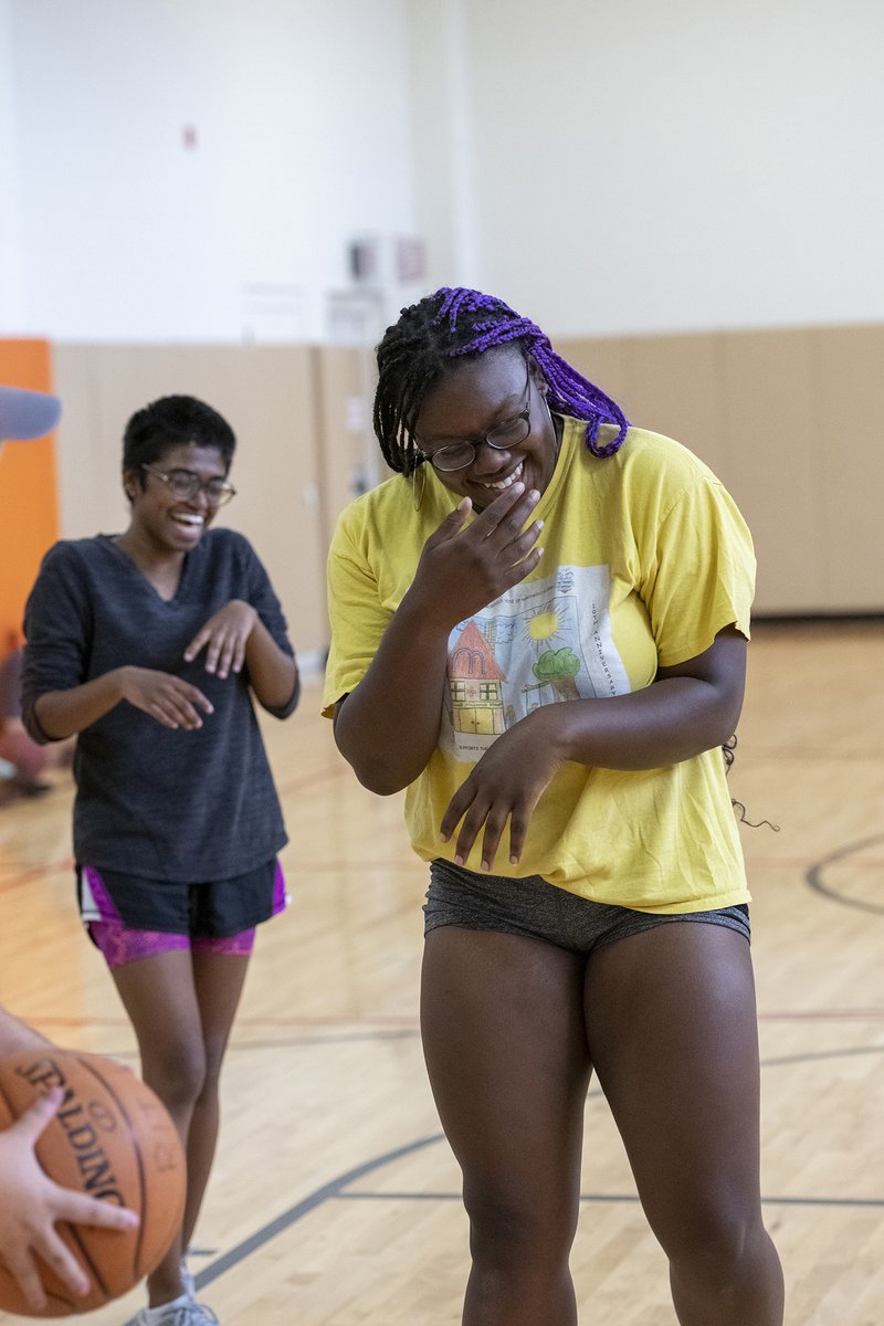 RIT_artdesign's tweet photo. Associate Professor Mari Jaye Blanchard's Stretch and Sketch wellness class hit the hardwood this week with special guest, Dean Todd (Air) Jokl! @RITStudentLife

📸: Elizabeth Lamark https://t.co/TqkdSfE15w