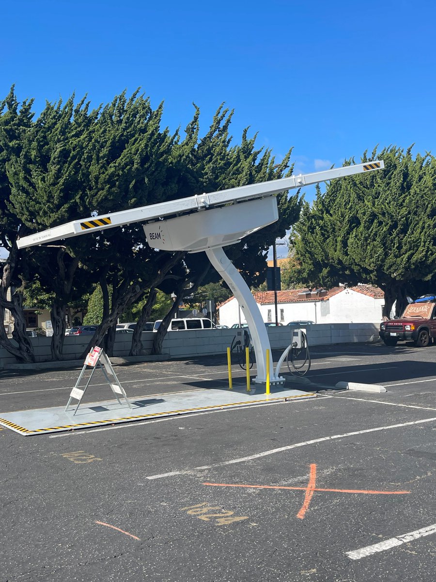 CityofSantaCruz's tweet photo. This Homeland Security grant funded Mobile Solar Battery EV Charger was just delivered to our Library Lot 16 yesterday! This asset can be used for affordable every day charging and packed up to deploy to sites without power to charge vehicles + tools! #CAP2030 #Resilience https://t.co/gFTaCQHtbm