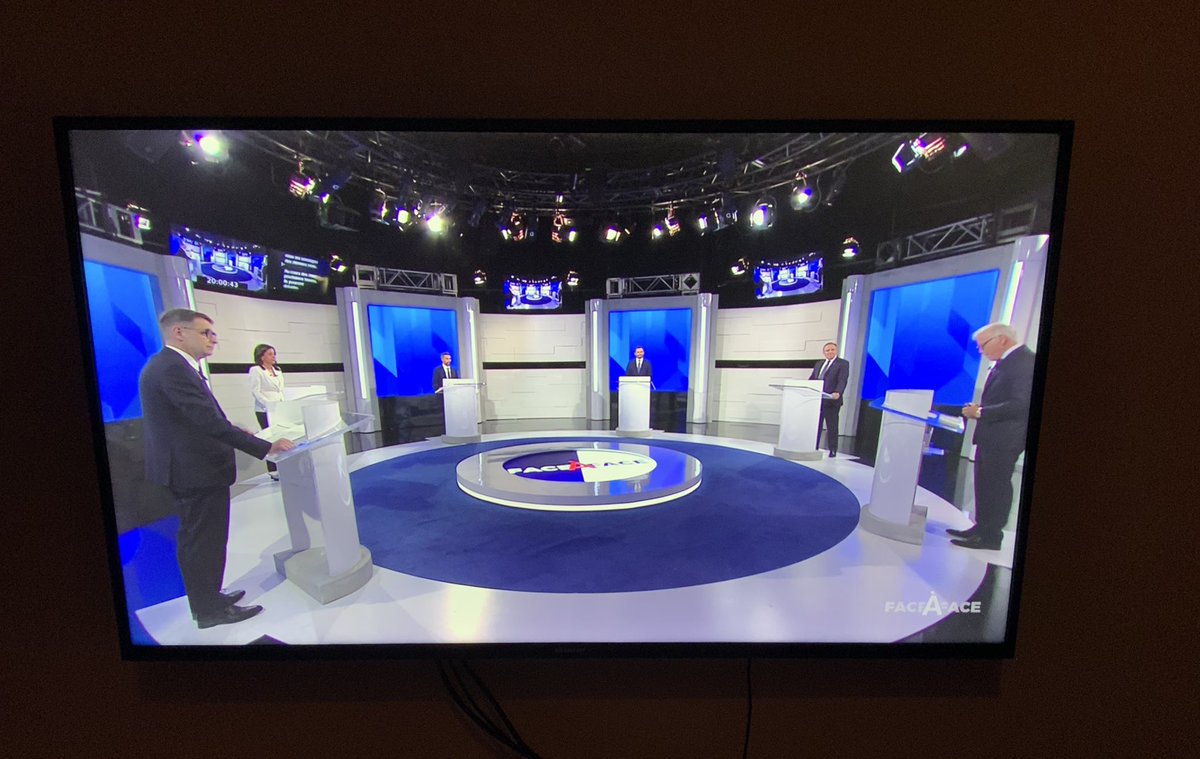 elie_mcn's tweet photo. Watching the @tvanouvelles Quebec leader’s debate. #polqc #qcelection https://t.co/HhfKpHnhk8