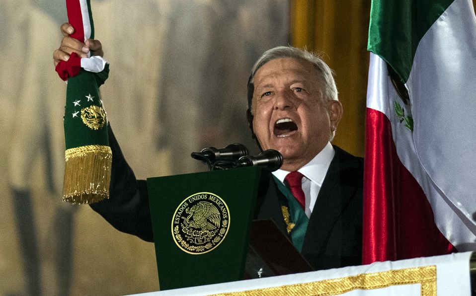 AmloVerdad's tweet photo. Ya esta todo listo para dar el grito del 15 de septiembre 
¡Viva México! 🇲🇽🇲🇽🇲🇽🎉
#15DeSeptiembre https://t.co/J8e24qqkxS